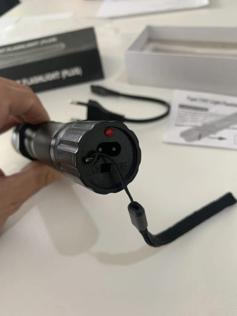Lampe de Poche Sécurité Multifonction – Compacte -