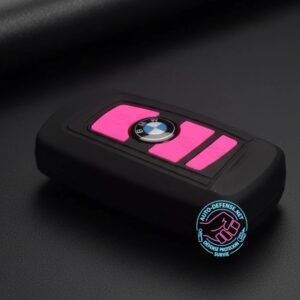Lampe LED et alarme 120 dB - Système de défense en forme de clé voiture fond noir - Auto-Defense.net