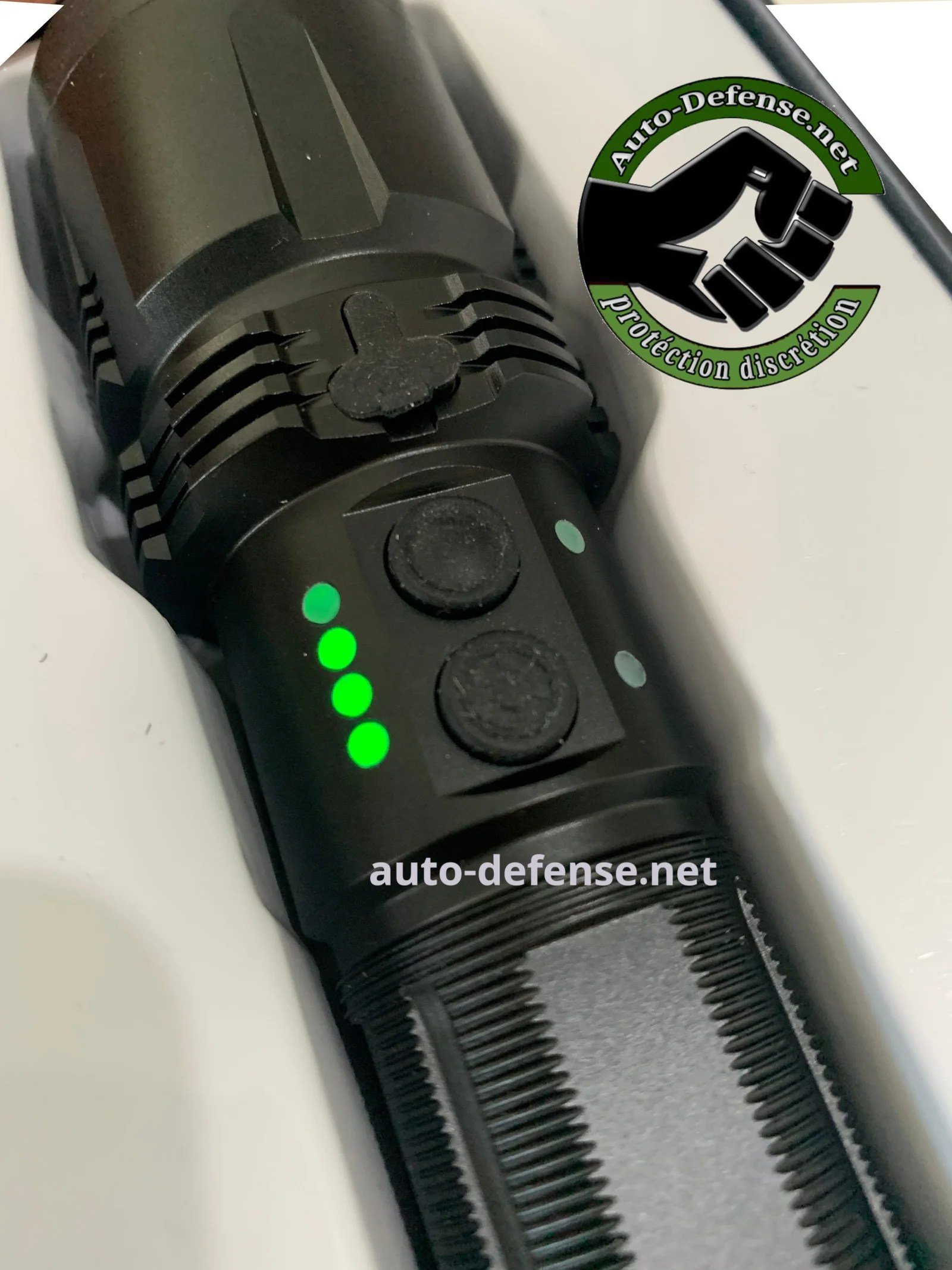 Lampe de Poche super Puissante – Portée 216 Mètres Auto-Défense – Image 13